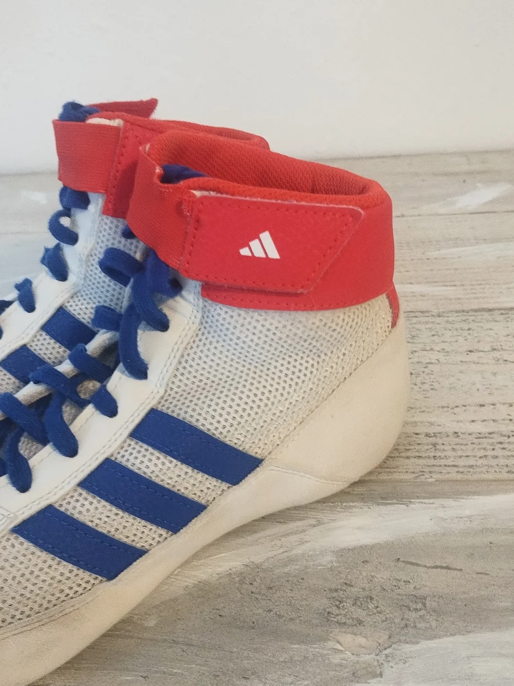 Adidas  Wrestling Shoes usa  Men’s 9.5 / UK size 9Red White Blue